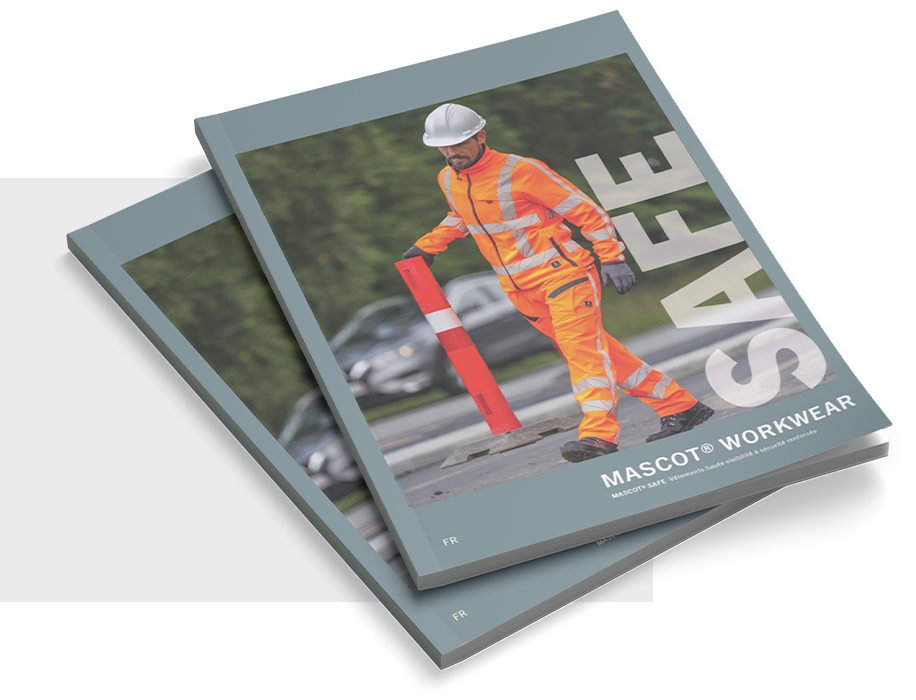 LOGOMOTIF _ mockup magazines - MASCOT EXTRASAFE 2026 - HD